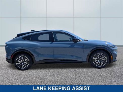 Used 2024 Ford Mustang Mach-E Premium RWD image 6