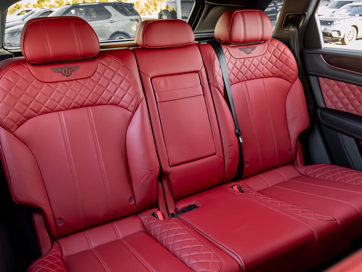 Used 2020 Bentley Bentayga Speed AWD/4WD image 40