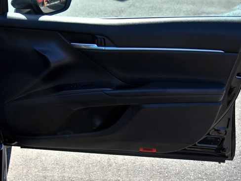 Used 2023 Toyota Camry SE FWD image 38
