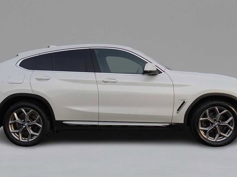 Used 2023 BMW X4 xDrive30i w/ Parking Assistance Package image 4