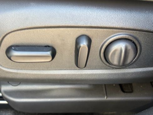 Used 2024 Buick Envista Sport Touring FWD image 12