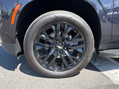 Certified 2026 Chevrolet Tahoe Premier AWD/4WD image 9
