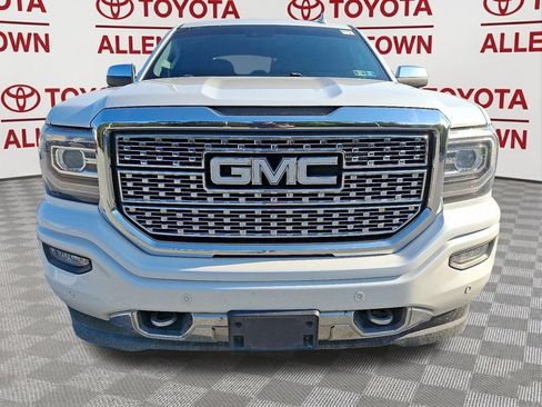 Used 2018 GMC Sierra 1500 Denali w/ Denali Ultimate Package AWD/4WD image 2