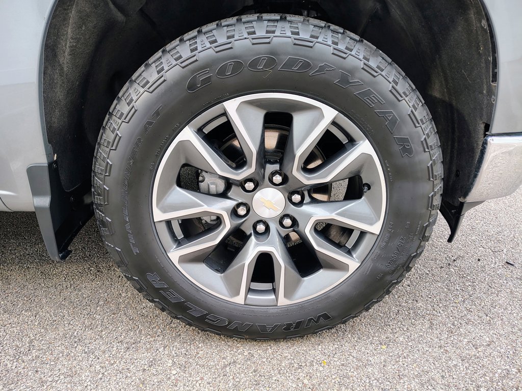 Certified 2024 Chevrolet Silverado 1500 LT AWD/4WD image 14