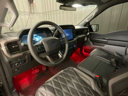 Used 2025 Ford F150 XL image 14