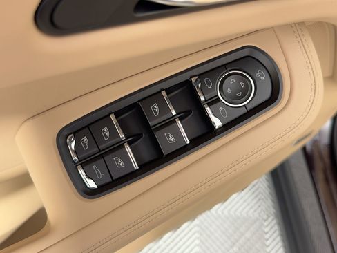 New 2026 Porsche Macan Turbo image 13