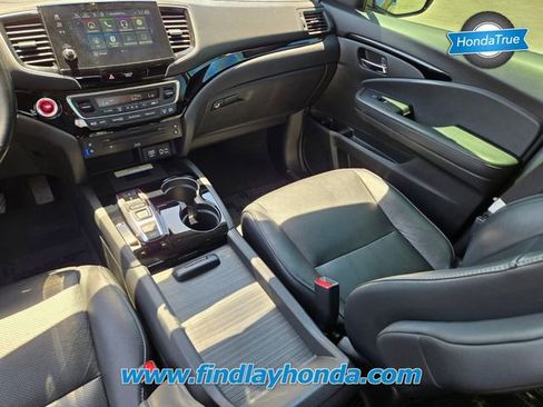 Certified 2019 Honda Pilot Elite image 17