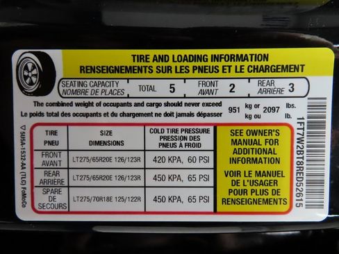 Used 2024 Ford F250 Platinum image 83