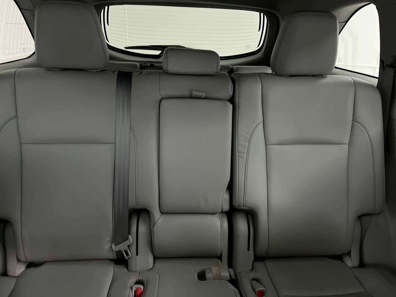 Used 2017 Toyota Highlander XLE AWD/4WD image 13