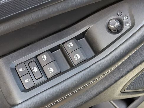 New 2026 Jeep Grand Cherokee Laredo X AWD/4WD image 23
