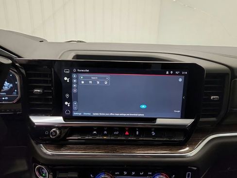 Used 2023 GMC Sierra 1500 Elevation w/ X31 Off-Road Package AWD/4WD image 23