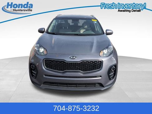 Used 2017 Kia Sportage EX image 3