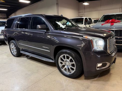 Used 2015 GMC Yukon Denali w/ Touring Package RWD image 1