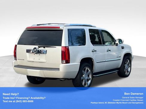 Used 2007 Cadillac Escalade AWD w/ Information Package image 4