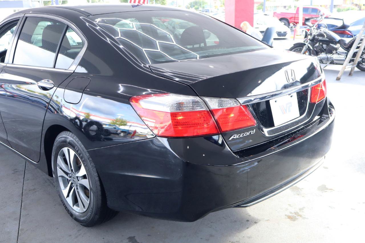 Used 2015 Honda Accord LX image 9