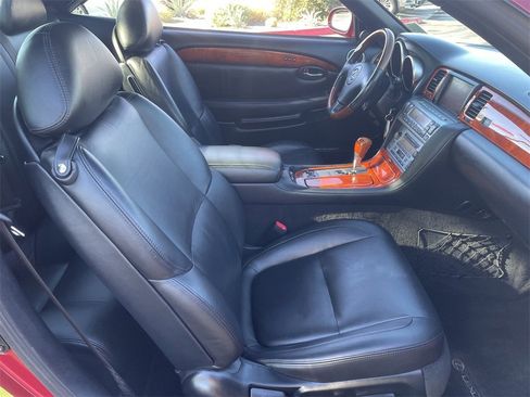 Used 2006 Lexus SC 430 Convertible image 12