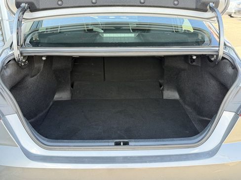 Used 2025 Toyota Camry SE FWD image 20