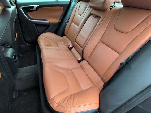 Used 2013 Volvo S60 T5 image 20