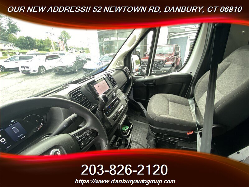 Used 2025 RAM ProMaster 2500 w/ U-Haul Equipment Group FWD image 13