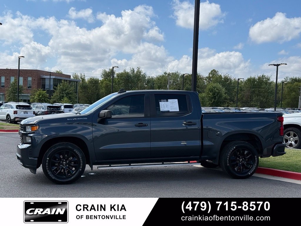 Used 2020 Chevrolet Silverado 1500 Custom w/ Custom Value Package RWD image 4