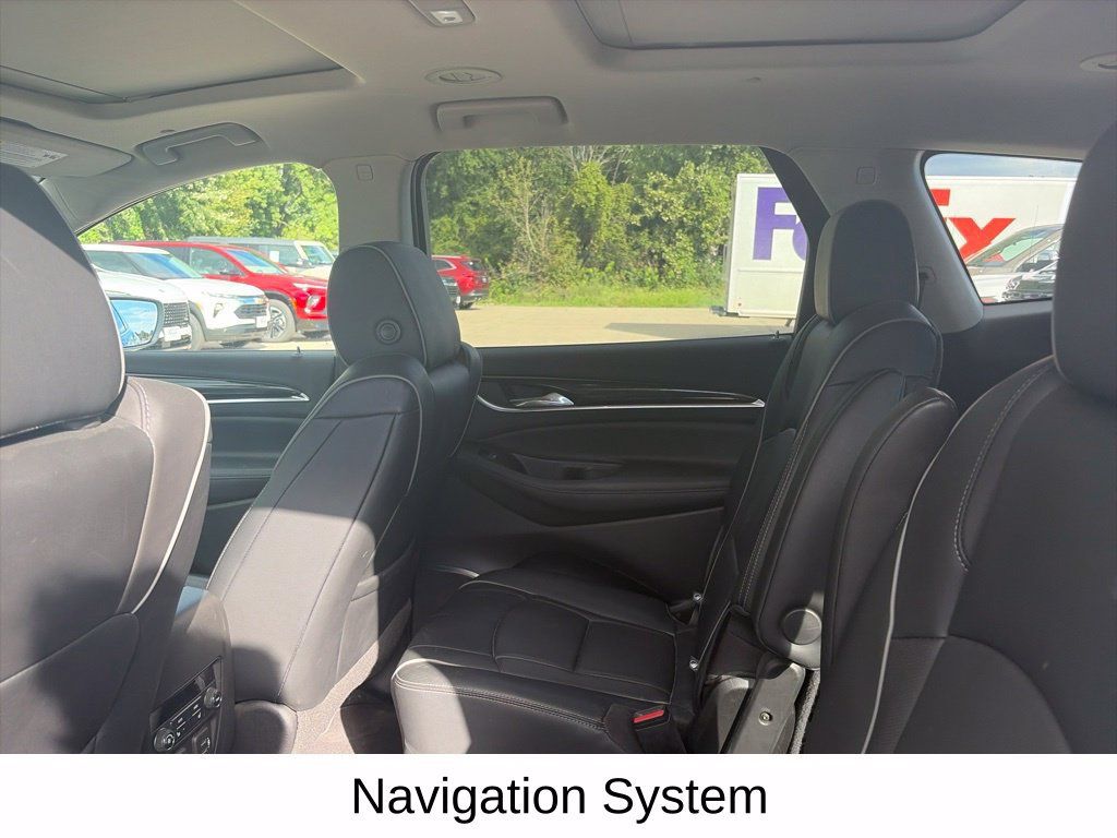 Used 2019 Buick Enclave Avenir w/ Avenir Technology Package AWD/4WD image 11