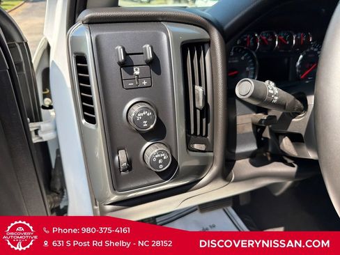 Used 2018 Chevrolet Silverado 1500 LT w/ All Star Edition AWD/4WD image 14