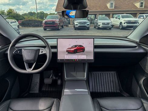 Used 2026 Tesla Model Y Long Range AWD/4WD image 34