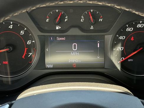Used 2023 Chevrolet Camaro LT RWD image 15