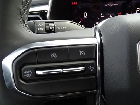 New 2025 GMC Canyon Elevation w/ Convenience Package image 13