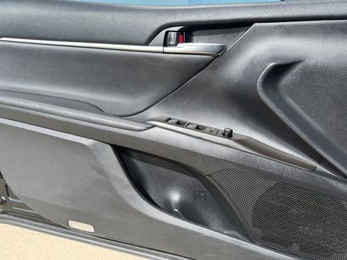 Used 2023 Toyota Camry XSE image 21