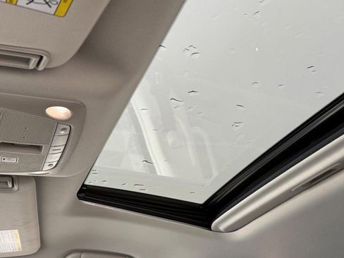 Used 2023 INFINITI QX80 Premium Select w/ All-Season Package image 12