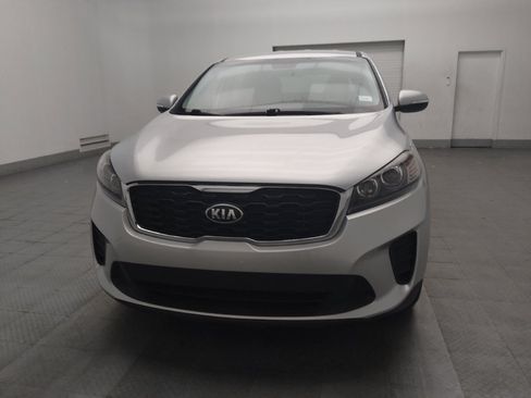 Used 2019 Kia Sorento FWD V6 image 15