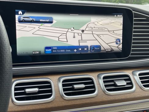 Certified 2025 Mercedes-Benz GLS 450 4MATIC image 34