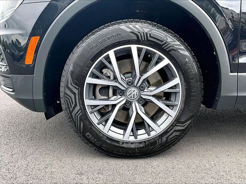 Used 2019 Volkswagen Tiguan SE AWD/4WD image 8