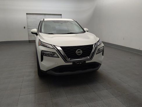Used 2021 Nissan Rogue SV FWD image 14
