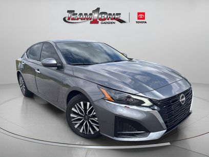 Used 2024 Nissan Altima 2.5 SV w/ SV Premium Package