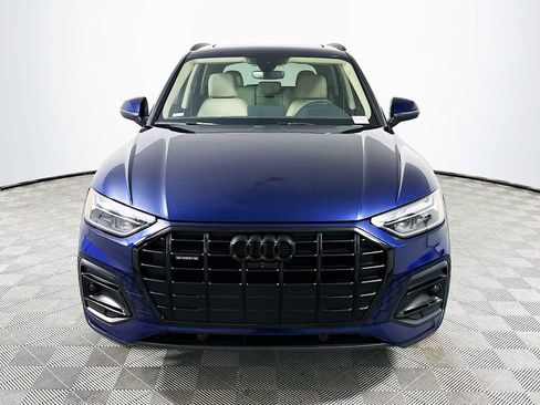 Certified 2025 Audi Q5 2.0T Premium Plus w/ Premium Plus Package image 2