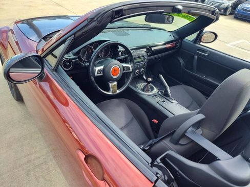 Used 2012 MAZDA MX-5 Miata Sport w/ Convenience Pkg RWD image 12