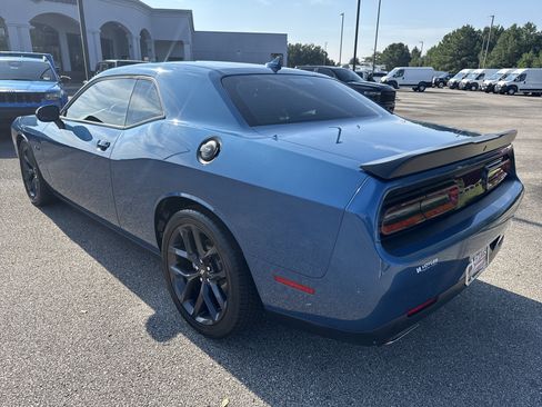 Used 2023 Dodge Challenger R/T w/ Plus Package RWD image 5