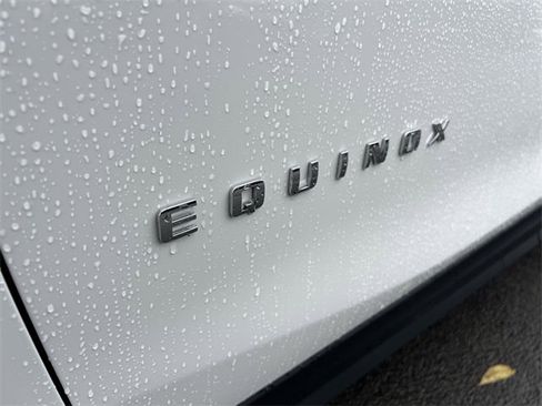 Used 2021 Chevrolet Equinox LT image 31