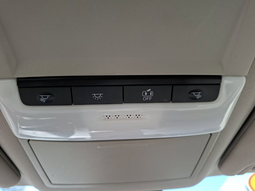 Used 2024 Nissan Altima 2.5 SV FWD image 25