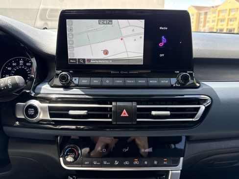 Used 2023 Kia Seltos S w/ Navigation Package AWD/4WD image 11