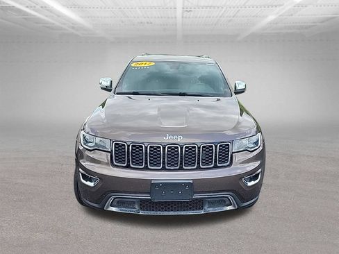 Used 2017 Jeep Grand Cherokee Limited AWD/4WD image 3