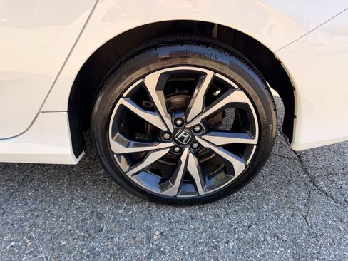 Used 2020 Honda Civic Sport image 8