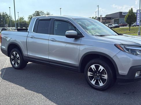 Used 2020 Honda Ridgeline RTL image 2