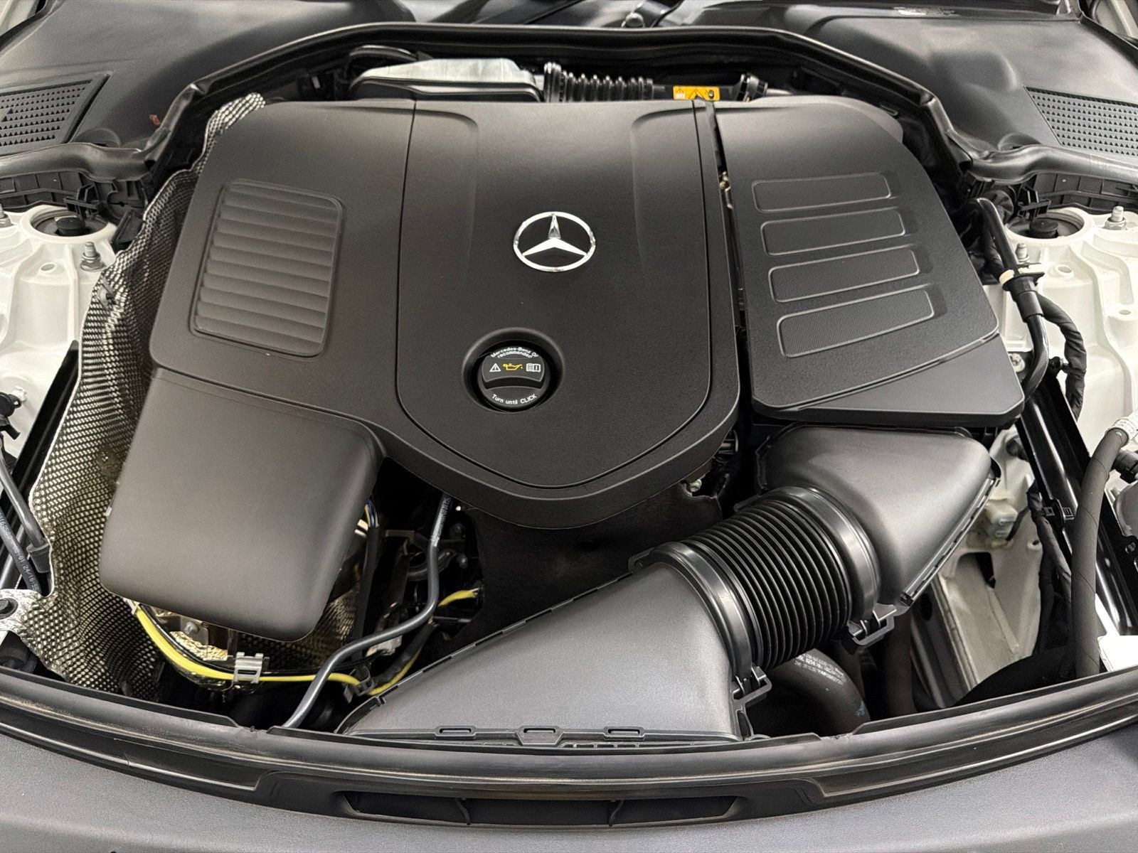 Used 2024 Mercedes-Benz C 300 Sedan image 40