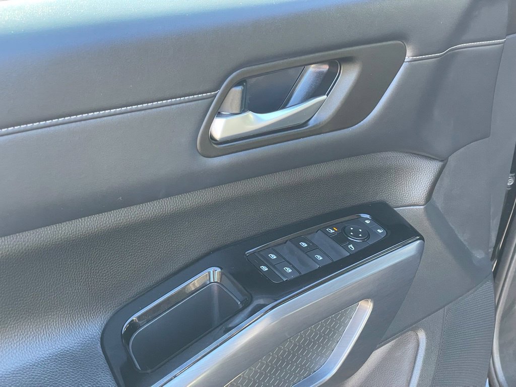 Certified 2024 Nissan Pathfinder SL AWD/4WD image 16