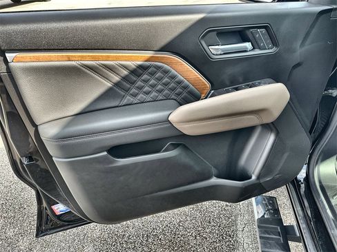 New 2026 GMC Canyon Denali image 21