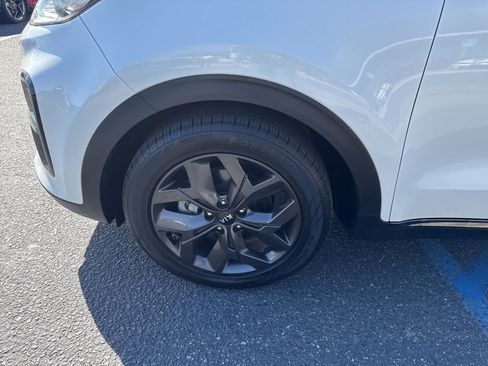 Certified 2021 Kia Sportage S FWD image 11