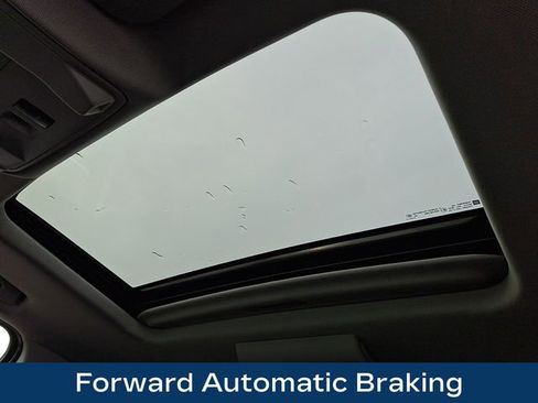 Used 2018 GMC Yukon Denali w/ Denali Ultimate Package image 19